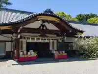 市原稲荷神社の{uncategorized: "未分類", other: "その他", undefined: "問題あり", building: "その他建物", grave: "お墓", sacred_gate: "鳥居", guardian: "狛犬", statue: "像", buddha: "仏像", history: "歴史", nature: "自然", garden: "庭園", animal: "動物", pagoda: "塔", temizu: "手水舎", mountain_gate: "山門・神門", sanctuary: "本殿・本堂", subordinate: "末社・摂社", art: "芸術", scenery: "景色", jizo: "地蔵", ema: "絵馬", goshuin: "御朱印", omikuji: "おみくじ", items: "授与品その他", amulet: "お守り", goshuincho: "御朱印帳", eats: "食事", festival: "お祭り", votive_dance: "神楽", shichigosan: "七五三参", wedding: "結婚式", experience: "体験その他", initially: "初詣", around: "周辺", anti_infection: "感染症対策"}