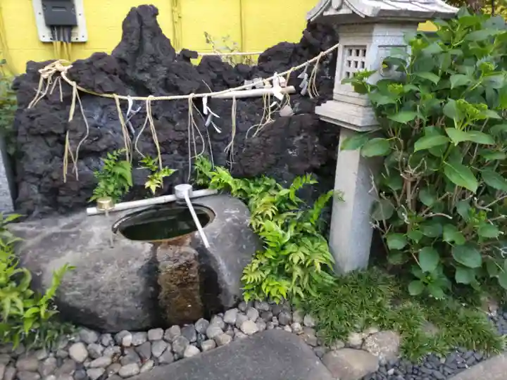 櫻株稲荷神社(水戸屋稲荷)の手水舎