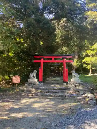 御霊神社の鳥居