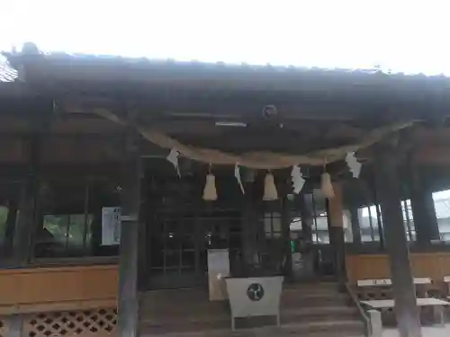 荘八幡神社の本殿・本堂