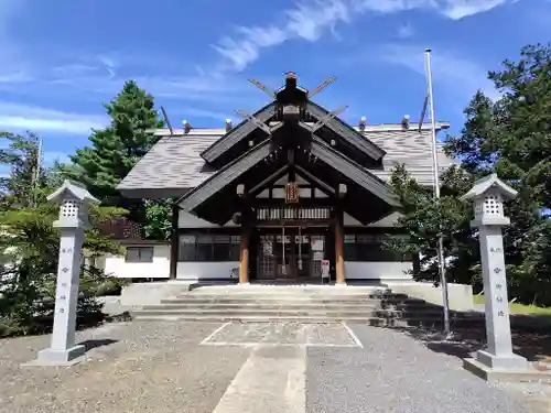 下川神社の本殿