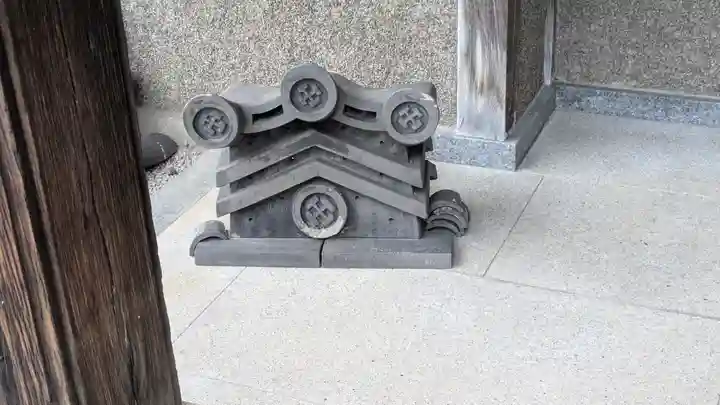 哀愍寺(ちぎり地蔵尊)(大阪府)