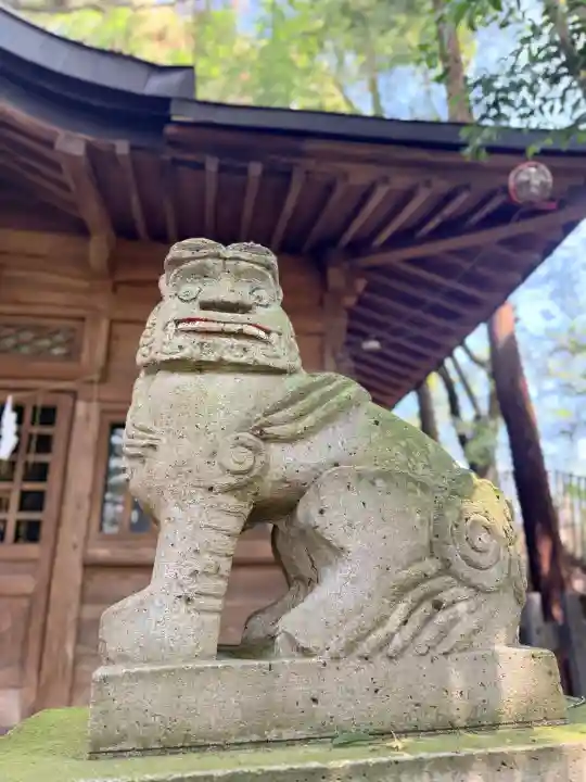 宇都宮二荒山神社の{uncategorized: "未分類", other: "その他", undefined: "問題あり", building: "その他建物", grave: "お墓", sacred_gate: "鳥居", guardian: "狛犬", statue: "像", buddha: "仏像", history: "歴史", nature: "自然", garden: "庭園", animal: "動物", pagoda: "塔", temizu: "手水舎", mountain_gate: "山門・神門", sanctuary: "本殿・本堂", subordinate: "末社・摂社", art: "芸術", scenery: "景色", jizo: "地蔵", ema: "絵馬", goshuin: "御朱印", omikuji: "おみくじ", items: "授与品その他", amulet: "お守り", goshuincho: "御朱印帳", eats: "食事", festival: "お祭り", votive_dance: "神楽", shichigosan: "七五三参", wedding: "結婚式", experience: "体験その他", initially: "初詣", around: "周辺", anti_infection: "感染症対策"}