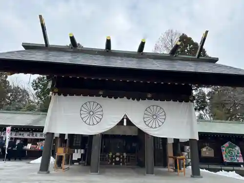射水神社の本殿・本堂