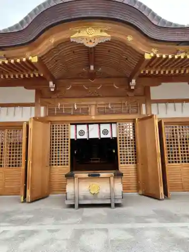 茨木神社の{uncategorized: "未分類", other: "その他", undefined: "問題あり", building: "その他建物", grave: "お墓", sacred_gate: "鳥居", guardian: "狛犬", statue: "像", buddha: "仏像", history: "歴史", nature: "自然", garden: "庭園", animal: "動物", pagoda: "塔", temizu: "手水舎", mountain_gate: "山門・神門", sanctuary: "本殿・本堂", subordinate: "末社・摂社", art: "芸術", scenery: "景色", jizo: "地蔵", ema: "絵馬", goshuin: "御朱印", omikuji: "おみくじ", items: "授与品その他", amulet: "お守り", goshuincho: "御朱印帳", eats: "食事", festival: "お祭り", votive_dance: "神楽", shichigosan: "七五三参", wedding: "結婚式", experience: "体験その他", initially: "初詣", around: "周辺", anti_infection: "感染症対策"}