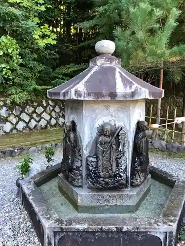 化野念仏寺の地蔵