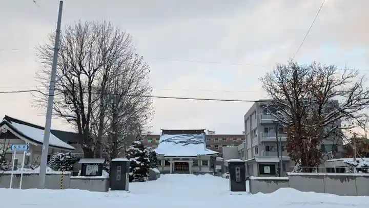 昭徳寺の本殿・本堂