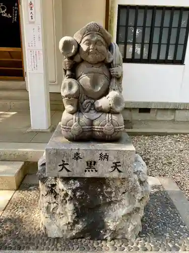 豊川閣　妙厳寺の像