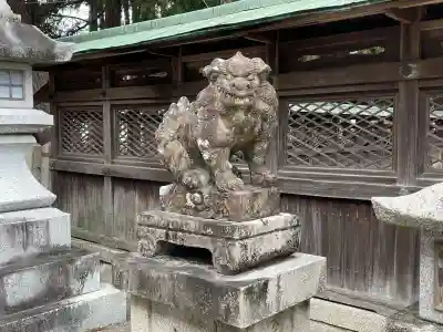 總社神社の{uncategorized: "未分類", other: "その他", undefined: "問題あり", building: "その他建物", grave: "お墓", sacred_gate: "鳥居", guardian: "狛犬", statue: "像", buddha: "仏像", history: "歴史", nature: "自然", garden: "庭園", animal: "動物", pagoda: "塔", temizu: "手水舎", mountain_gate: "山門・神門", sanctuary: "本殿・本堂", subordinate: "末社・摂社", art: "芸術", scenery: "景色", jizo: "地蔵", ema: "絵馬", goshuin: "御朱印", omikuji: "おみくじ", items: "授与品その他", amulet: "お守り", goshuincho: "御朱印帳", eats: "食事", festival: "お祭り", votive_dance: "神楽", shichigosan: "七五三参", wedding: "結婚式", experience: "体験その他", initially: "初詣", around: "周辺", anti_infection: "感染症対策"}