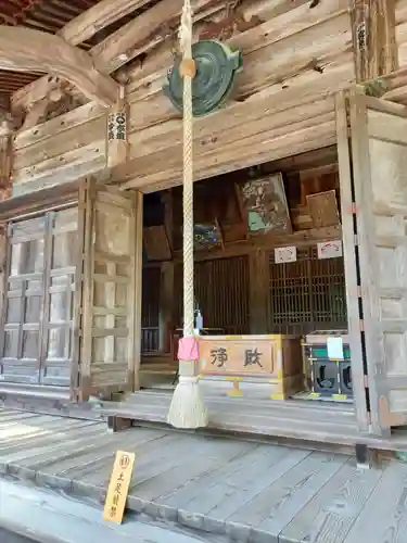法楽寺の本殿・本堂