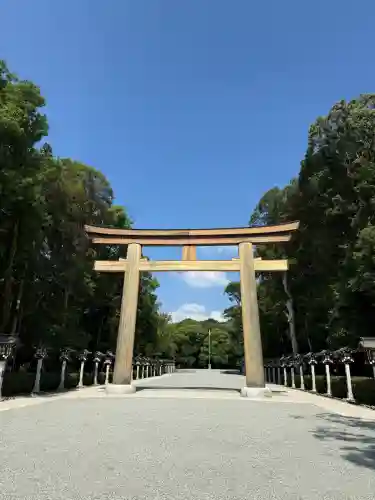 橿原神宮の{uncategorized: "未分類", other: "その他", undefined: "問題あり", building: "その他建物", grave: "お墓", sacred_gate: "鳥居", guardian: "狛犬", statue: "像", buddha: "仏像", history: "歴史", nature: "自然", garden: "庭園", animal: "動物", pagoda: "塔", temizu: "手水舎", mountain_gate: "山門・神門", sanctuary: "本殿・本堂", subordinate: "末社・摂社", art: "芸術", scenery: "景色", jizo: "地蔵", ema: "絵馬", goshuin: "御朱印", omikuji: "おみくじ", items: "授与品その他", amulet: "お守り", goshuincho: "御朱印帳", eats: "食事", festival: "お祭り", votive_dance: "神楽", shichigosan: "七五三参", wedding: "結婚式", experience: "体験その他", initially: "初詣", around: "周辺", anti_infection: "感染症対策"}