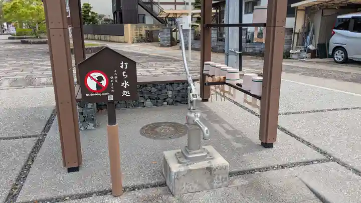 極楽寺の手水舎