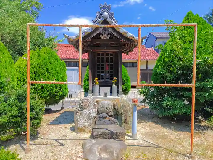 甲社(甲新田)の末社・摂社