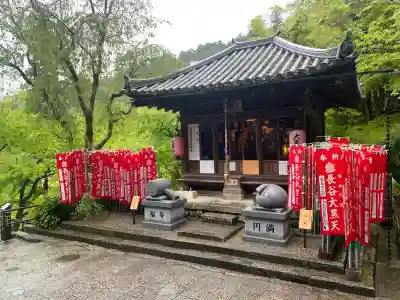 長谷寺の{uncategorized: "未分類", other: "その他", undefined: "問題あり", building: "その他建物", grave: "お墓", sacred_gate: "鳥居", guardian: "狛犬", statue: "像", buddha: "仏像", history: "歴史", nature: "自然", garden: "庭園", animal: "動物", pagoda: "塔", temizu: "手水舎", mountain_gate: "山門・神門", sanctuary: "本殿・本堂", subordinate: "末社・摂社", art: "芸術", scenery: "景色", jizo: "地蔵", ema: "絵馬", goshuin: "御朱印", omikuji: "おみくじ", items: "授与品その他", amulet: "お守り", goshuincho: "御朱印帳", eats: "食事", festival: "お祭り", votive_dance: "神楽", shichigosan: "七五三参", wedding: "結婚式", experience: "体験その他", initially: "初詣", around: "周辺", anti_infection: "感染症対策"}