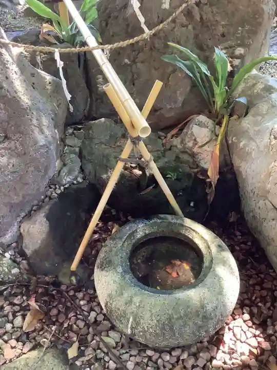 澁川神社(渋川神社)の手水舎