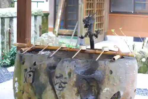 宇倍神社の手水舎