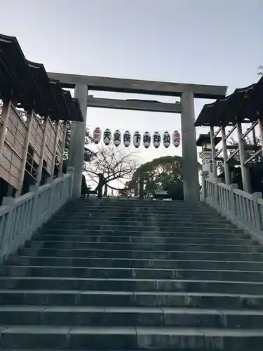 伊勢山皇大神宮の鳥居