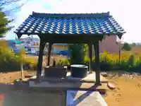 八幡社(外崎)の手水舎