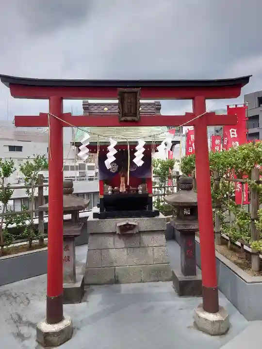 朝日稲荷神社の鳥居