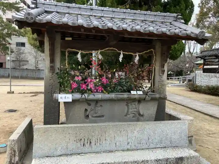 三津厳島神社の手水舎