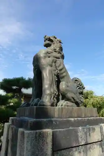 結城神社の狛犬