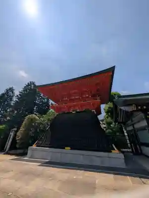 穴八幡宮の{uncategorized: "未分類", other: "その他", undefined: "問題あり", building: "その他建物", grave: "お墓", sacred_gate: "鳥居", guardian: "狛犬", statue: "像", buddha: "仏像", history: "歴史", nature: "自然", garden: "庭園", animal: "動物", pagoda: "塔", temizu: "手水舎", mountain_gate: "山門・神門", sanctuary: "本殿・本堂", subordinate: "末社・摂社", art: "芸術", scenery: "景色", jizo: "地蔵", ema: "絵馬", goshuin: "御朱印", omikuji: "おみくじ", items: "授与品その他", amulet: "お守り", goshuincho: "御朱印帳", eats: "食事", festival: "お祭り", votive_dance: "神楽", shichigosan: "七五三参", wedding: "結婚式", experience: "体験その他", initially: "初詣", around: "周辺", anti_infection: "感染症対策"}