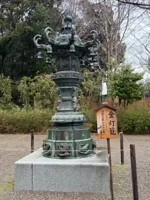 鷲宮神社の{uncategorized: "未分類", other: "その他", undefined: "問題あり", building: "その他建物", grave: "お墓", sacred_gate: "鳥居", guardian: "狛犬", statue: "像", buddha: "仏像", history: "歴史", nature: "自然", garden: "庭園", animal: "動物", pagoda: "塔", temizu: "手水舎", mountain_gate: "山門・神門", sanctuary: "本殿・本堂", subordinate: "末社・摂社", art: "芸術", scenery: "景色", jizo: "地蔵", ema: "絵馬", goshuin: "御朱印", omikuji: "おみくじ", items: "授与品その他", amulet: "お守り", goshuincho: "御朱印帳", eats: "食事", festival: "お祭り", votive_dance: "神楽", shichigosan: "七五三参", wedding: "結婚式", experience: "体験その他", initially: "初詣", around: "周辺", anti_infection: "感染症対策"}