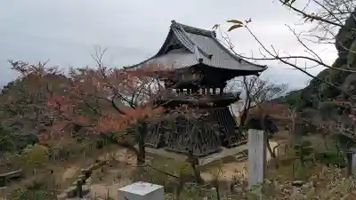 楽法寺（雨引観音）の{uncategorized: "未分類", other: "その他", undefined: "問題あり", building: "その他建物", grave: "お墓", sacred_gate: "鳥居", guardian: "狛犬", statue: "像", buddha: "仏像", history: "歴史", nature: "自然", garden: "庭園", animal: "動物", pagoda: "塔", temizu: "手水舎", mountain_gate: "山門・神門", sanctuary: "本殿・本堂", subordinate: "末社・摂社", art: "芸術", scenery: "景色", jizo: "地蔵", ema: "絵馬", goshuin: "御朱印", omikuji: "おみくじ", items: "授与品その他", amulet: "お守り", goshuincho: "御朱印帳", eats: "食事", festival: "お祭り", votive_dance: "神楽", shichigosan: "七五三参", wedding: "結婚式", experience: "体験その他", initially: "初詣", around: "周辺", anti_infection: "感染症対策"}