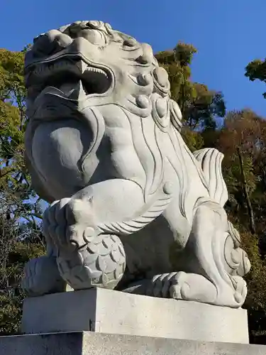 富知六所浅間神社の狛犬