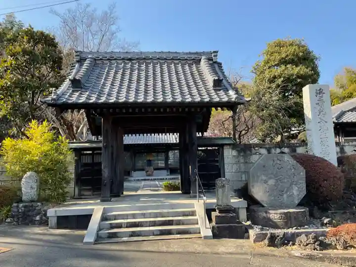 法泉寺の山門・神門