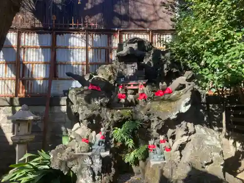 飛木稲荷神社の末社・摂社