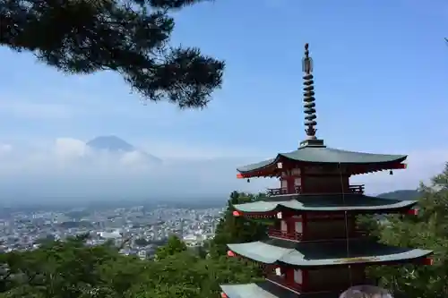 新倉富士浅間神社(山梨県)