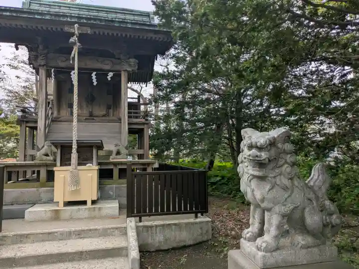 亀田八幡宮の{uncategorized: "未分類", other: "その他", undefined: "問題あり", building: "その他建物", grave: "お墓", sacred_gate: "鳥居", guardian: "狛犬", statue: "像", buddha: "仏像", history: "歴史", nature: "自然", garden: "庭園", animal: "動物", pagoda: "塔", temizu: "手水舎", mountain_gate: "山門・神門", sanctuary: "本殿・本堂", subordinate: "末社・摂社", art: "芸術", scenery: "景色", jizo: "地蔵", ema: "絵馬", goshuin: "御朱印", omikuji: "おみくじ", items: "授与品その他", amulet: "お守り", goshuincho: "御朱印帳", eats: "食事", festival: "お祭り", votive_dance: "神楽", shichigosan: "七五三参", wedding: "結婚式", experience: "体験その他", initially: "初詣", around: "周辺", anti_infection: "感染症対策"}