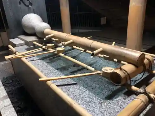 東郷神社の手水舎