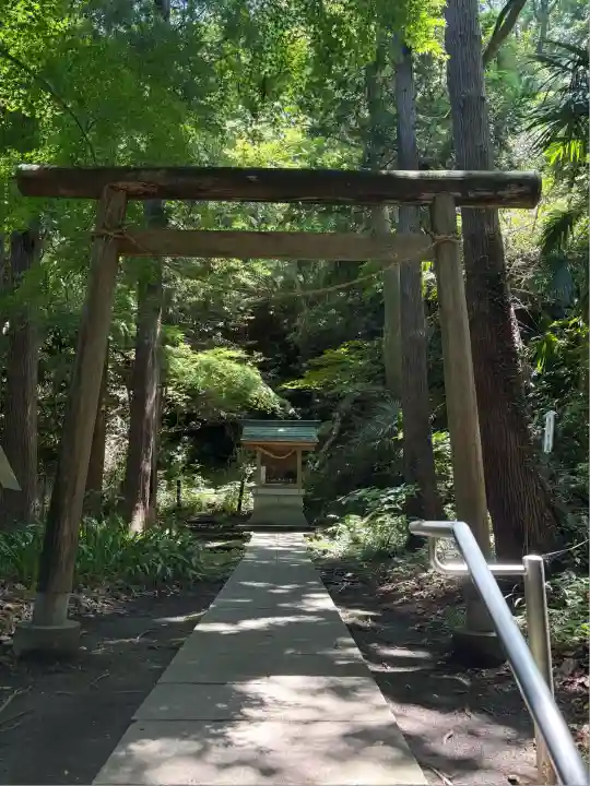 鎌足稲荷神社(鎌足稲荷社)(神奈川県)