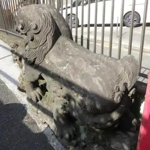 開運出世稲荷(延命院境内社)の狛犬