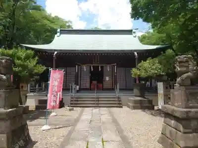 新曽氷川神社の本殿・本堂