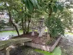 泊神社の末社