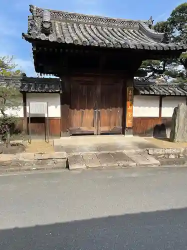 正覚院の山門・神門