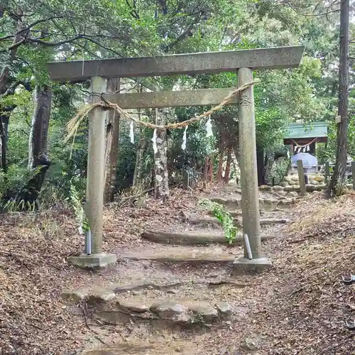 高天神社の鳥居