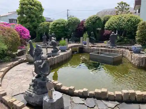 醫王寺の{uncategorized: "未分類", other: "その他", undefined: "問題あり", building: "その他建物", grave: "お墓", sacred_gate: "鳥居", guardian: "狛犬", statue: "像", buddha: "仏像", history: "歴史", nature: "自然", garden: "庭園", animal: "動物", pagoda: "塔", temizu: "手水舎", mountain_gate: "山門・神門", sanctuary: "本殿・本堂", subordinate: "末社・摂社", art: "芸術", scenery: "景色", jizo: "地蔵", ema: "絵馬", goshuin: "御朱印", omikuji: "おみくじ", items: "授与品その他", amulet: "お守り", goshuincho: "御朱印帳", eats: "食事", festival: "お祭り", votive_dance: "神楽", shichigosan: "七五三参", wedding: "結婚式", experience: "体験その他", initially: "初詣", around: "周辺", anti_infection: "感染症対策"}