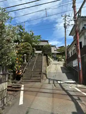 満福寺の{uncategorized: "未分類", other: "その他", undefined: "問題あり", building: "その他建物", grave: "お墓", sacred_gate: "鳥居", guardian: "狛犬", statue: "像", buddha: "仏像", history: "歴史", nature: "自然", garden: "庭園", animal: "動物", pagoda: "塔", temizu: "手水舎", mountain_gate: "山門・神門", sanctuary: "本殿・本堂", subordinate: "末社・摂社", art: "芸術", scenery: "景色", jizo: "地蔵", ema: "絵馬", goshuin: "御朱印", omikuji: "おみくじ", items: "授与品その他", amulet: "お守り", goshuincho: "御朱印帳", eats: "食事", festival: "お祭り", votive_dance: "神楽", shichigosan: "七五三参", wedding: "結婚式", experience: "体験その他", initially: "初詣", around: "周辺", anti_infection: "感染症対策"}
