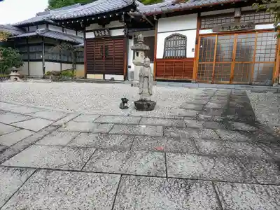 ひめ池西蓮寺の地蔵
