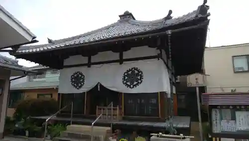 極楽寺の本殿・本堂