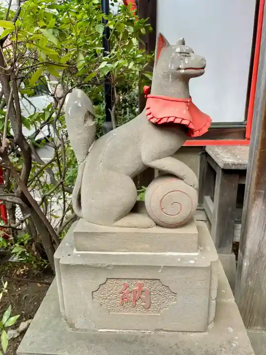 隼人稲荷神社の{uncategorized: "未分類", other: "その他", undefined: "問題あり", building: "その他建物", grave: "お墓", sacred_gate: "鳥居", guardian: "狛犬", statue: "像", buddha: "仏像", history: "歴史", nature: "自然", garden: "庭園", animal: "動物", pagoda: "塔", temizu: "手水舎", mountain_gate: "山門・神門", sanctuary: "本殿・本堂", subordinate: "末社・摂社", art: "芸術", scenery: "景色", jizo: "地蔵", ema: "絵馬", goshuin: "御朱印", omikuji: "おみくじ", items: "授与品その他", amulet: "お守り", goshuincho: "御朱印帳", eats: "食事", festival: "お祭り", votive_dance: "神楽", shichigosan: "七五三参", wedding: "結婚式", experience: "体験その他", initially: "初詣", around: "周辺", anti_infection: "感染症対策"}