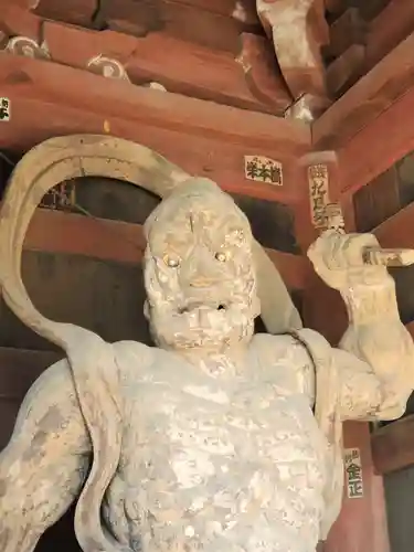 鶴林寺の像