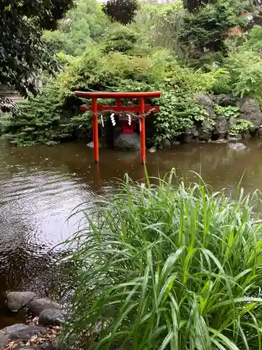 平塚八幡宮の庭園