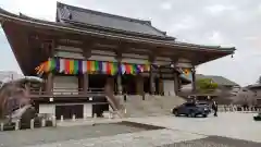 西新井大師総持寺の本殿