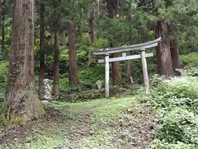 松苧神社の鳥居
