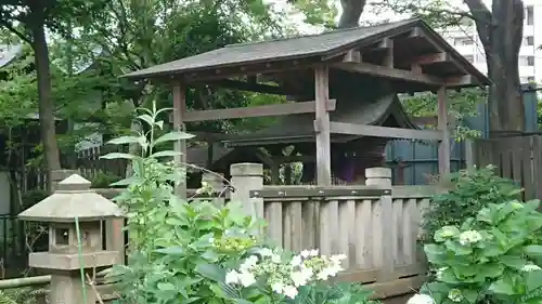 白山神社の庭園